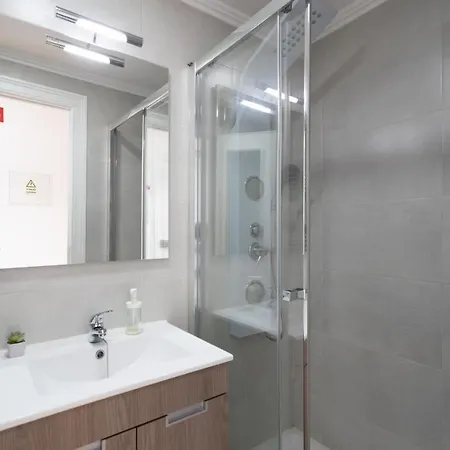 Flh Mouraria Charming Flat Iii * Lissabon